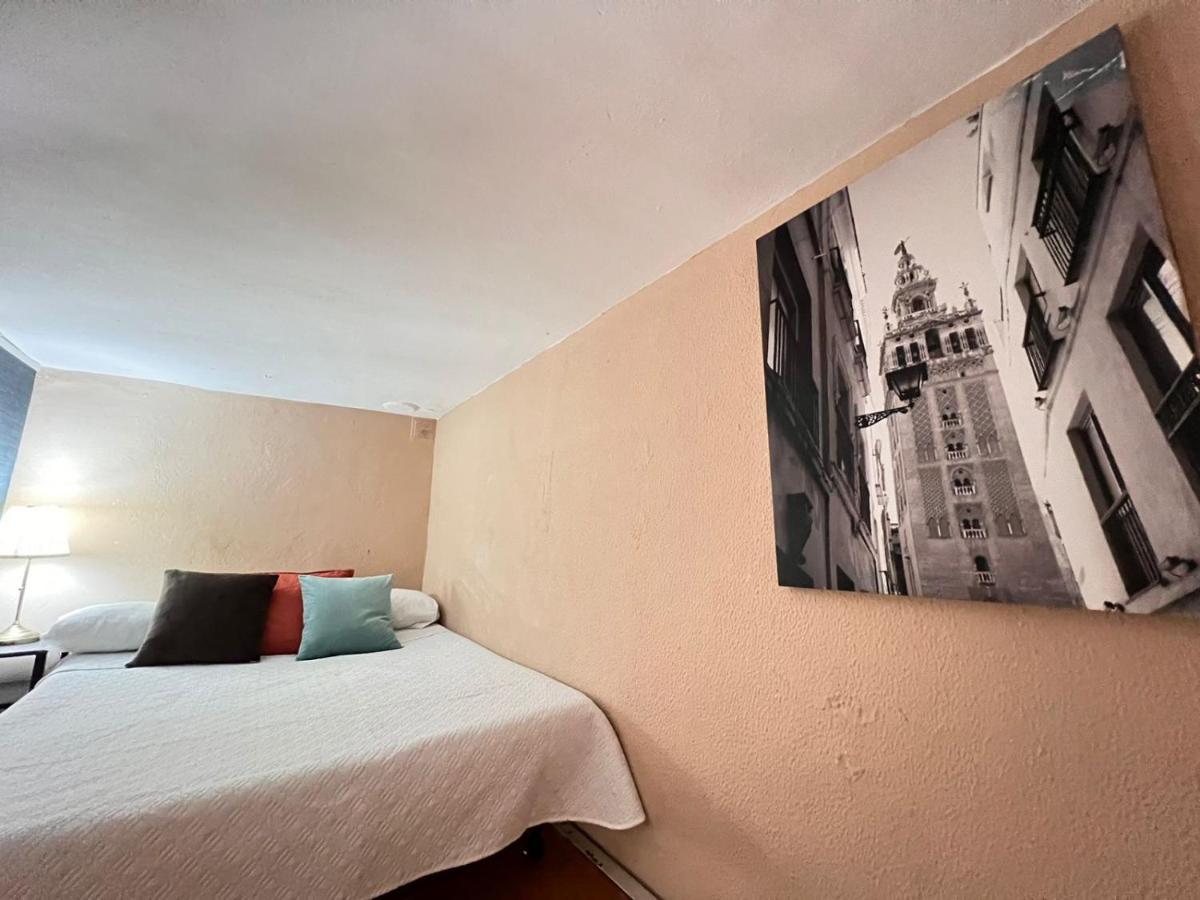 La Maestranza Apartment Rooms Sevilla Habitación foto